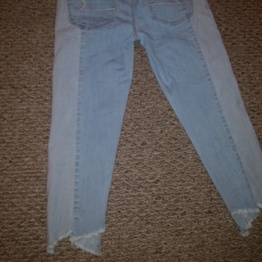 American Eagle jeans size 6 - Picture 2 of 3